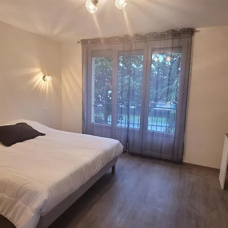 Bel T5 Neuf Avec 4 Apartment *