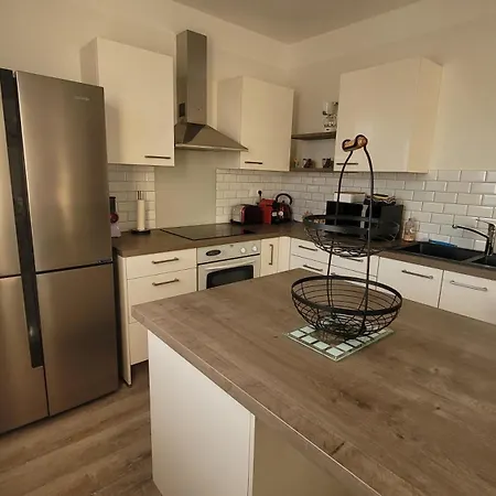 דירה Bel T5 Neuf Avec 4 טרבה