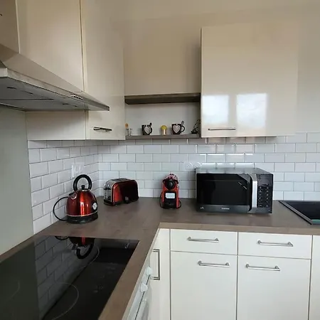 Bel T5 Neuf Avec 4 * تارْب